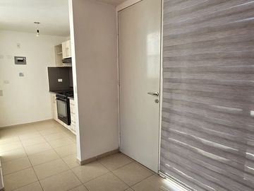 Venta de casa con recamara en planta baja en La Vida, Corregidora