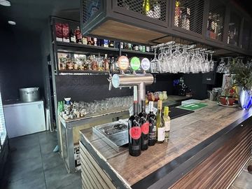 Local Comercial en Venta en Restaurante Con Patente De Alcoholes C Diurno y Nocturno