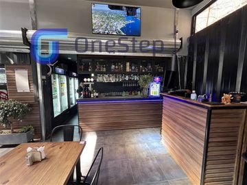 Local Comercial en Venta en Restaurante Con Patente De Alcoholes C Diurno y Nocturno