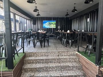 Local Comercial en Venta en Restaurante Con Patente De Alcoholes C Diurno y Nocturno