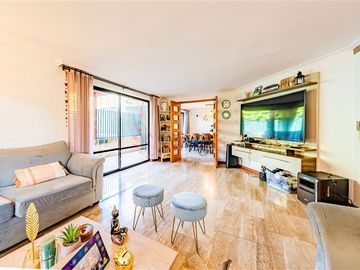 Casa en Venta en Cam. El Alba / Bulnes Correa - Estupenda y Cómoda Casa Remodelada
