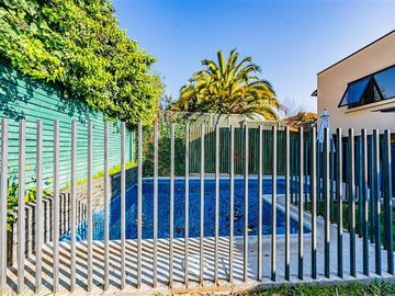 Casa en Venta en Cam. El Alba / Bulnes Correa - Estupenda y Cómoda Casa Remodelada