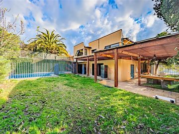 Casa en Venta en Cam. El Alba / Bulnes Correa - Estupenda y Cómoda Casa Remodelada