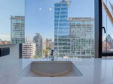 Moderno departamento a una cuadra de la Plaza Perú