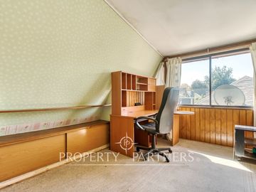 Venta de Gran casa en La Reina, cercana al colegio Andree