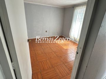 Casa en Venta en Maria Iriarte 4035