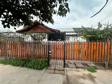 Casa en Venta en Maria Iriarte 4035