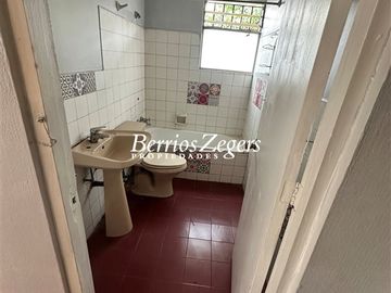 Casa en Venta en Maria Iriarte 4035