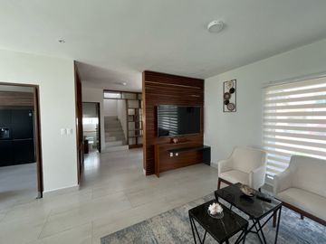 CASA MINIMALISTA AMUEBLADA EN VENTA RESIDENCIAL VELAMAR ALTAMIRA