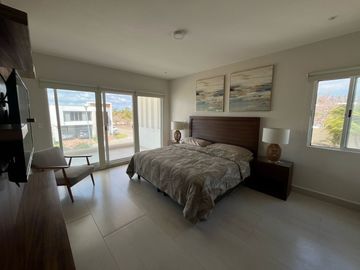 CASA MINIMALISTA AMUEBLADA EN VENTA RESIDENCIAL VELAMAR ALTAMIRA