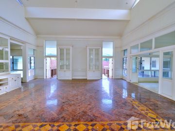 4 Bedroom House for sale at Lanna Thara Village