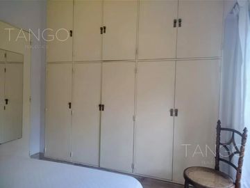 Venta Departamento Caballito Tres Ambientes Dependencia Balcón Corrido  Apto Crédito