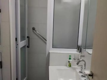 Venta Departamento Caballito Tres Ambientes Dependencia Balcón Corrido  Apto Crédito