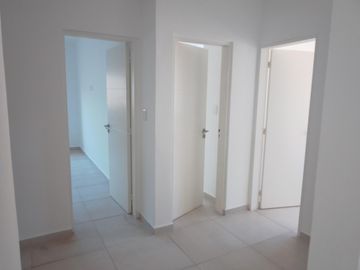 DUPLEX 2 y ½ DORMITORIOS EN HOUSING,APTO CREDITO- C/ cochera