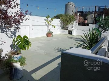 Venta PH 5 Ambientes Parque Chacabuco Patio Balcón Terraza