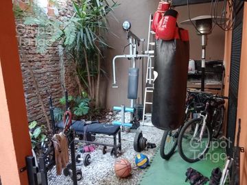 Venta PH 5 Ambientes Parque Chacabuco Patio Balcón Terraza