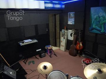 Venta PH 5 Ambientes Parque Chacabuco Patio Balcón Terraza