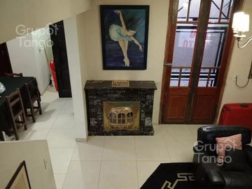 Venta PH 5 Ambientes Parque Chacabuco Patio Balcón Terraza