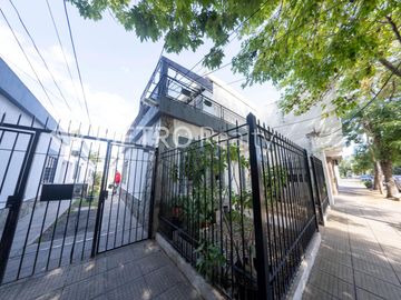 PH en venta 5 ambientes en Castelar