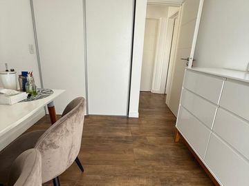 VENTA DE DEPARTAMENTO TRES AMBIENTES CON COCHERA