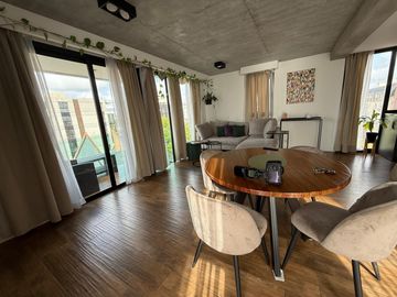 VENTA DE DEPARTAMENTO TRES AMBIENTES CON COCHERA