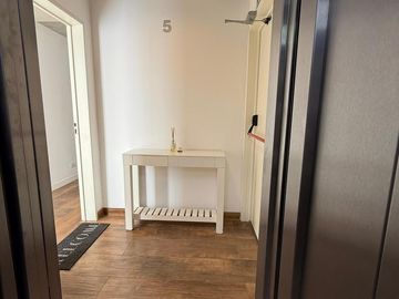 VENTA DE DEPARTAMENTO TRES AMBIENTES CON COCHERA