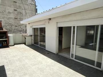 Venta Departamento 5 ambientes en Almagro Con Patio Parrilla