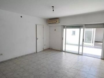 Venta Departamento 5 ambientes en Almagro Con Patio Parrilla