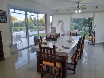 VENTA, CASA A LAGUNA, POSADA DE LOS LAGOS al 100