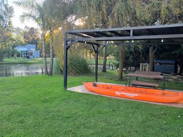 VENTA, CASA A LAGUNA, POSADA DE LOS LAGOS al 100