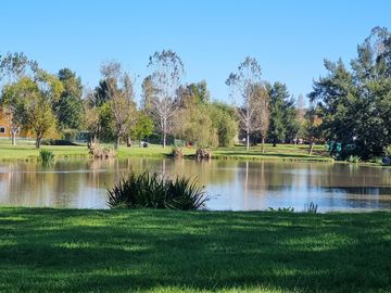 VENTA, CASA A LAGUNA, POSADA DE LOS LAGOS al 100