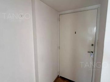 Venta Departamento Balvanera Dos Ambientes Balcón Frances