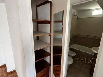 Venta Departamento Balvanera Dos Ambientes Balcón Frances