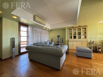 Venta departamento 3 ambientes con cochera en Avellaneda