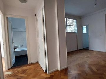 Departamento en venta - 2 Dormitorios 1 Baño - 70Mts2 - San Nicolás