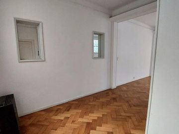 Departamento en venta - 2 Dormitorios 1 Baño - 70Mts2 - San Nicolás