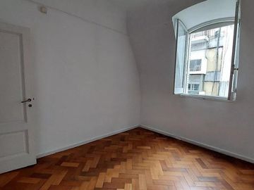Departamento en venta - 2 Dormitorios 1 Baño - 70Mts2 - San Nicolás