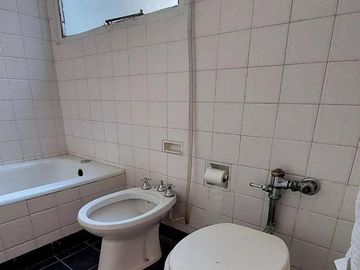 Departamento en venta - 2 Dormitorios 1 Baño - 70Mts2 - San Nicolás