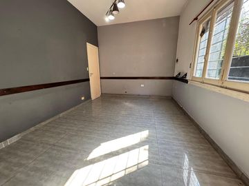Casa en  calle Junin al 800
