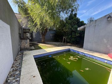 Casa en  calle Junin al 800