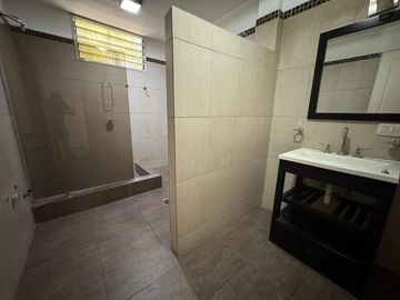 Casa en  calle Junin al 800