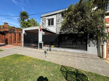 Casa en  calle Junin al 800