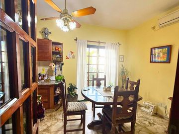 Casa en  Venta en Avenida San Martin