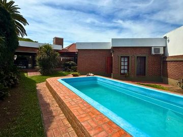 Casa en  Venta en Avenida San Martin