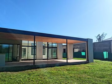 Casa Premium en La Esperanza Club de Campo, Gral. Rodriguez, Buenos Aires, Argentina