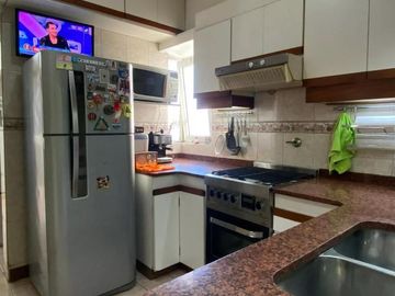 Venta Departamento 4 Ambientes en Caballito Con Balcón al Frente Cochera Baulera Escritorio