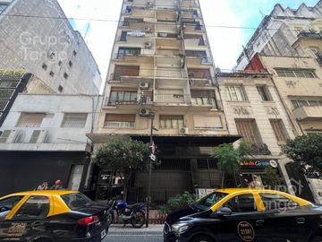 Departamento venta en Retiro, 1 ambiente con patio privado
