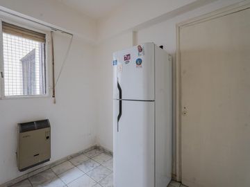 Departamento en Venta de 3 ambientes con balcon en Recoleta