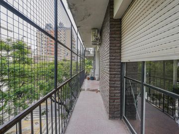 Departamento en Venta de 3 ambientes con balcon en Recoleta