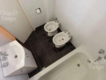 Venta Departamento Dos Ambientes Caballito Balcon Terraza